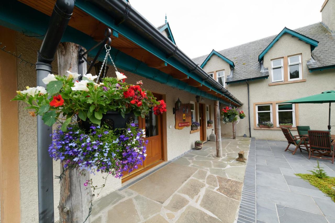 Daviot Lodge ภายนอก รูปภาพ
