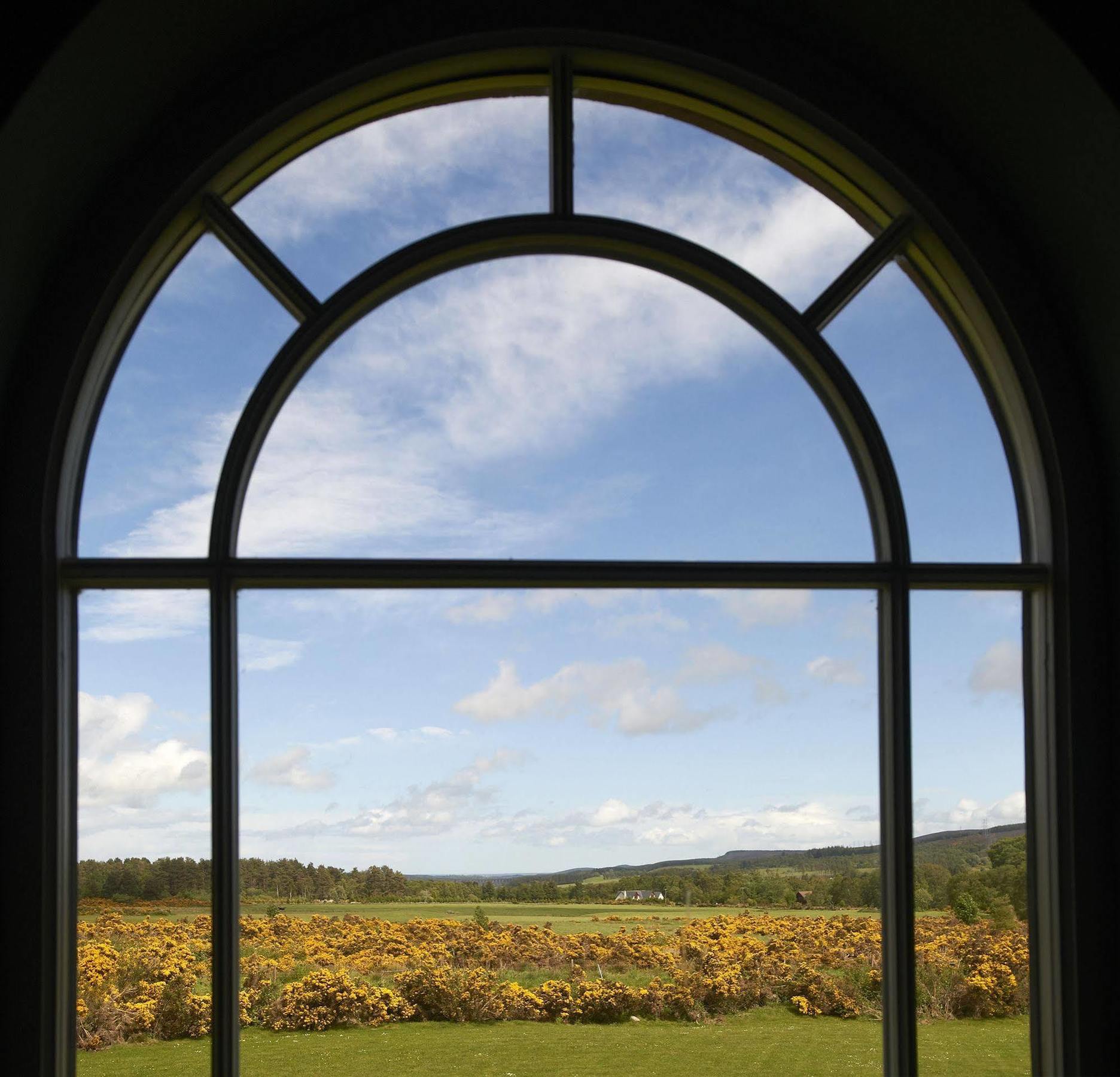 Daviot Lodge ภายนอก รูปภาพ
