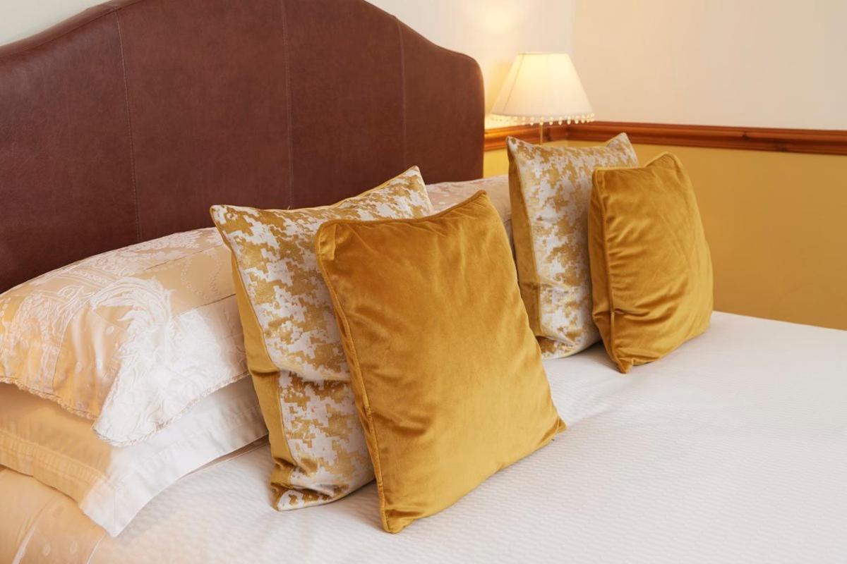 Daviot Lodge ภายนอก รูปภาพ